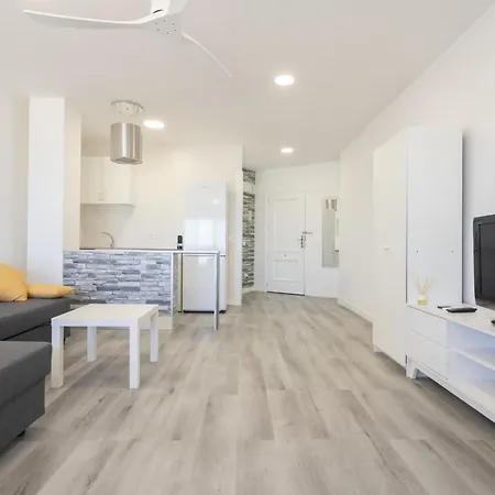 Estudio Centro Mar * El Campello